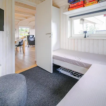 Beautiful Home In Bjert With Sauna Dom wakacyjny