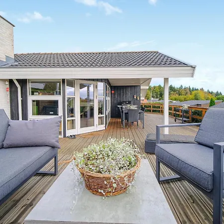 Dom wakacyjny Beautiful Home In Bjert With Sauna Abjerg